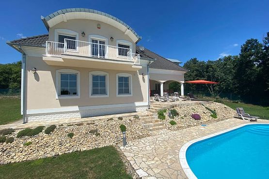 Villa in Ungarn